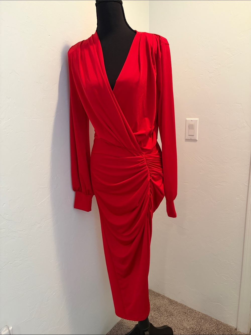 cameo Red Wrap-Style Long Sleeve Ruched Midi Dress